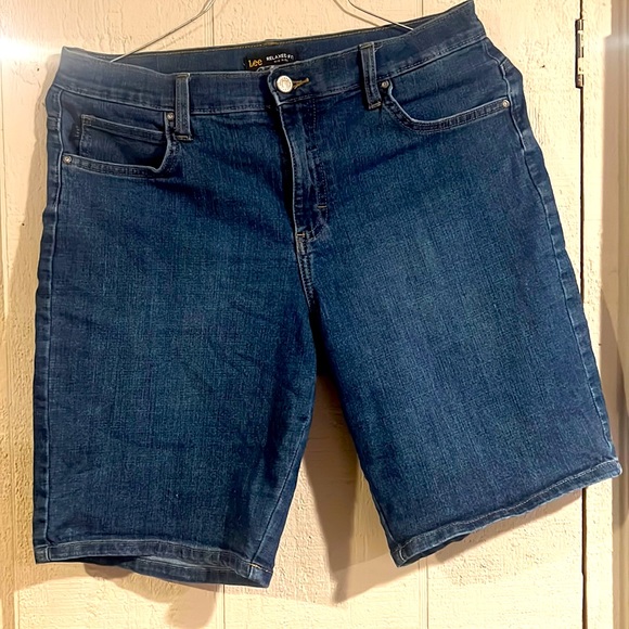 Lee Pants - Lee Relax Fit Jean Shorts, size 10